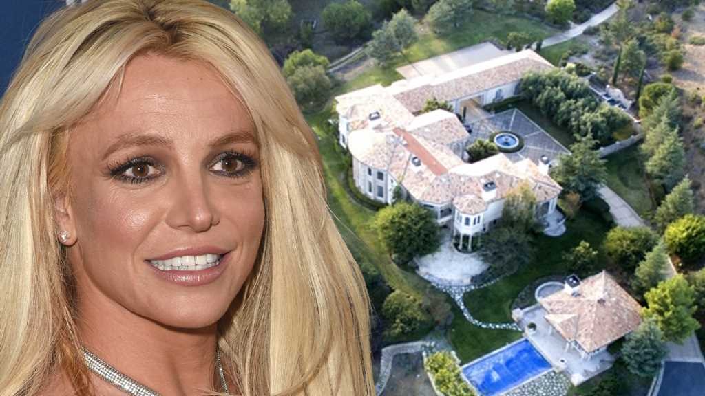 Britney Spears Adds Two Employees to House Staff, One with Medical Background