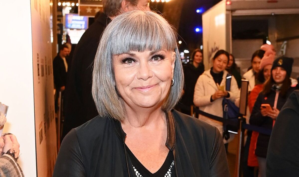 Dawn French admits shes ignored warnings not to go on tour by her surgeon