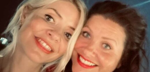 Holly Willoughby poses with rarely-seen sister for glam snap ahead of This Morning return | The Sun