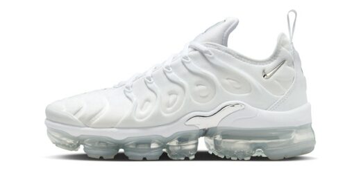 Official Loook at the Nike Air VaporMax Plus "White Chrome"