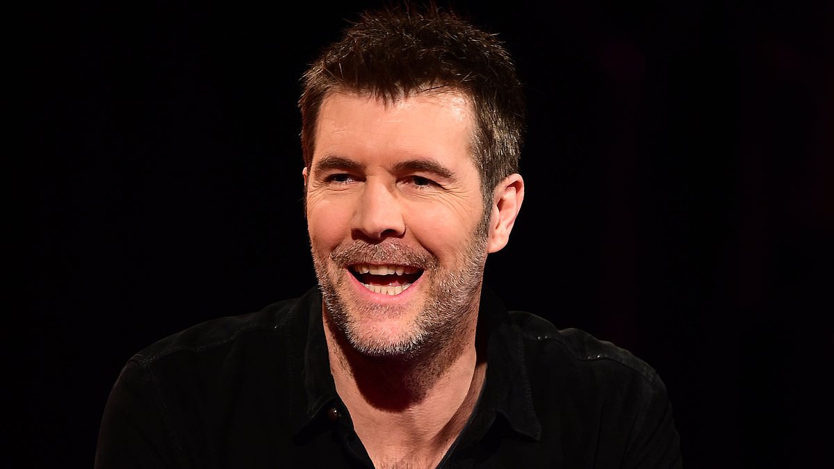 Rhod Gilbert has first clear scan after stage four cancer treatment