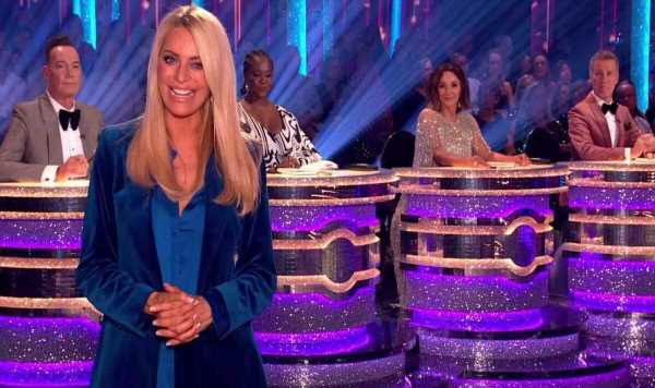 Strictly 2023s first dance-off sees TV legend unanimously voted out