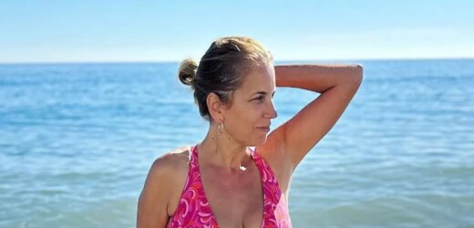 A Place In The Suns Jasmine Harman shows off lumps and bumps in swimsuit