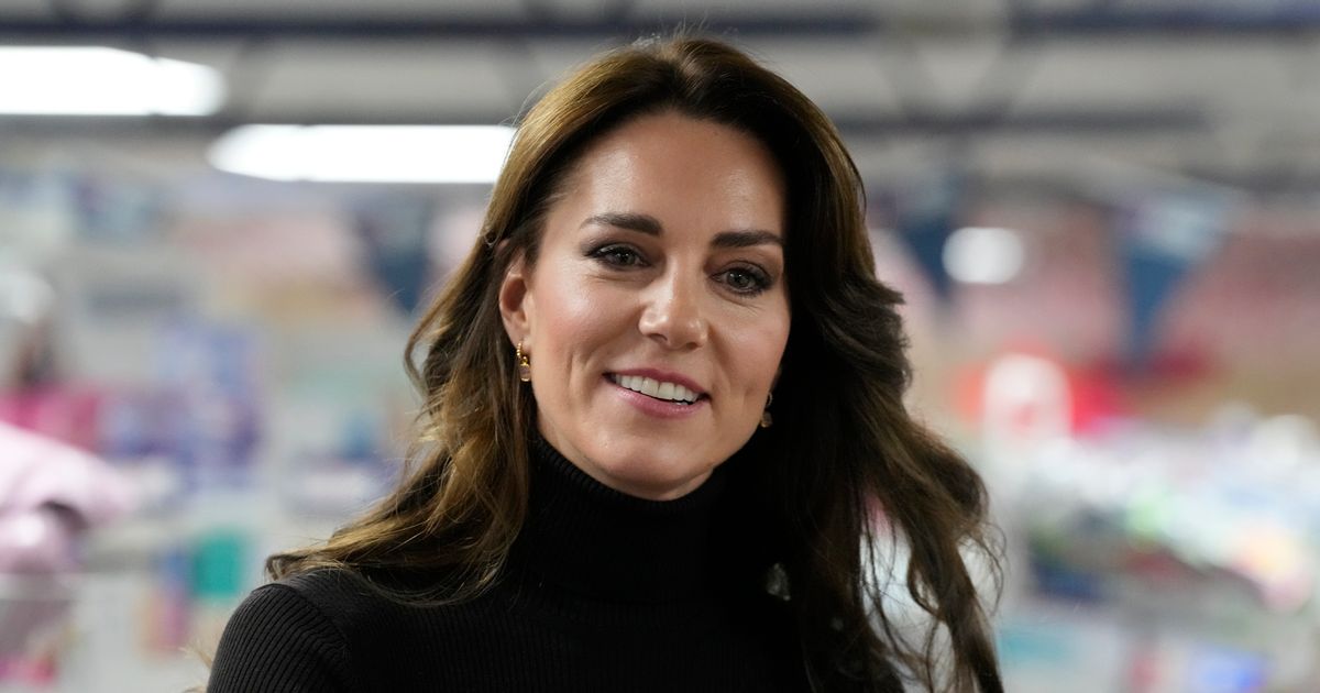 Kate Middleton hit back at Prince Harry and Meghan Markle bombshells with bravado gesture, says expert